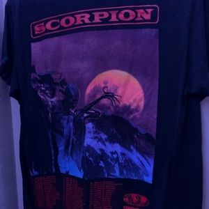 Drake world tour shirt (2018)